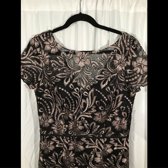 NEW‎ JS Collections Embroidered Trumpet Gown in Black/Pink [SZ 10 ] - Picture 3 of 8